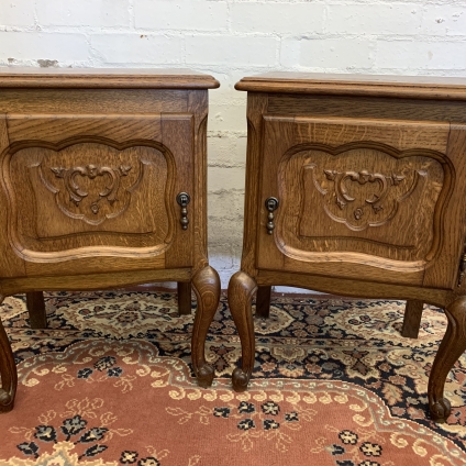 Superb Pair Of French Carved Oak Bedside Cabinets/tables - Now Sold