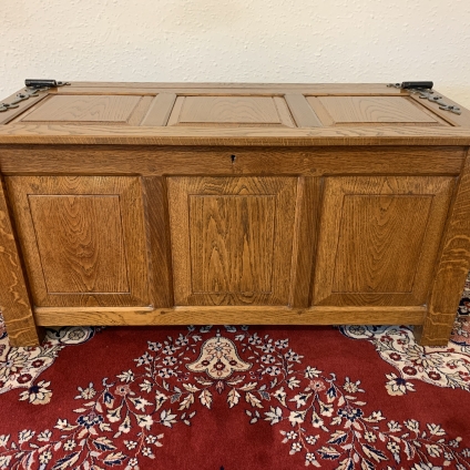 Outstanding Quality Panelled Oak Blanket Box/storage Box - Now Sold