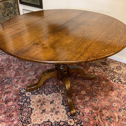 Outstanding Quality Oak Round Extending Table - Now Sold
