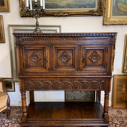 Stunning Carved Oak Rackstraw Cupboard/sideboard - Now Sold