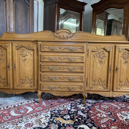 Outstanding Quality French Carved Oak Breakfront Dresser/credenza/sideboard