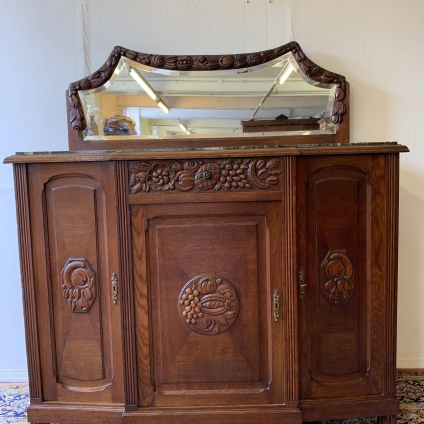 Fantastic Quality French Carved Oak Marble Topped Mirror Back Dresser/cupboard