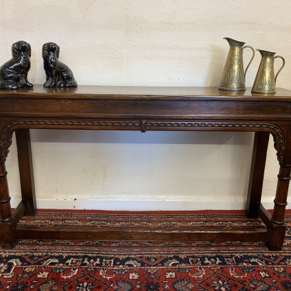 Fantastic Quality Carved Oak Console Table/side Table/tv Table - Now Sold