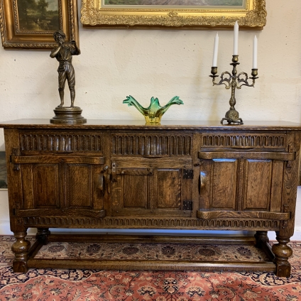 Outstanding Quality Nigel Rupert Griffiths Carved Oak Dresser/sideboard - Now Sold