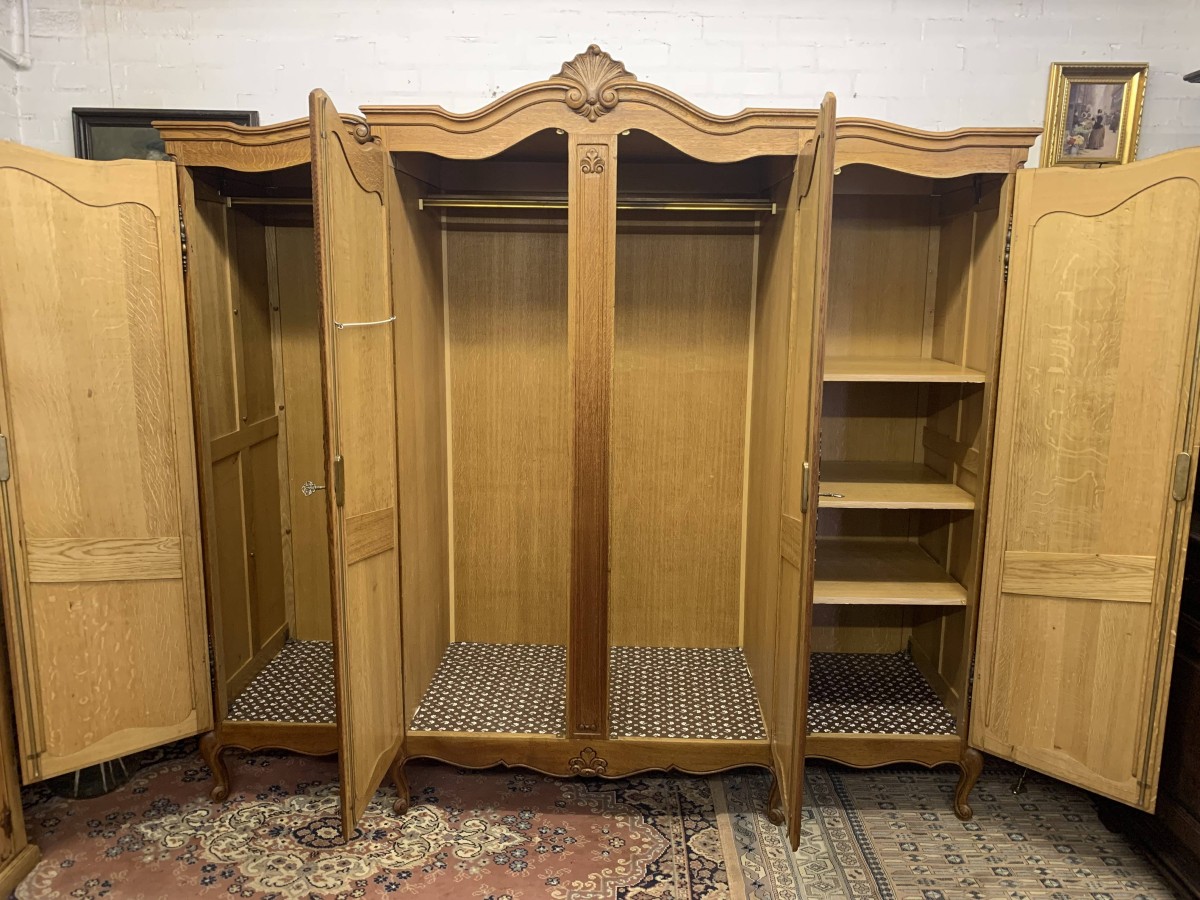 Outsanding Quality French Carved Oak Four-door Brakefront Armoire/wardrobe - Now Sold - Image 12