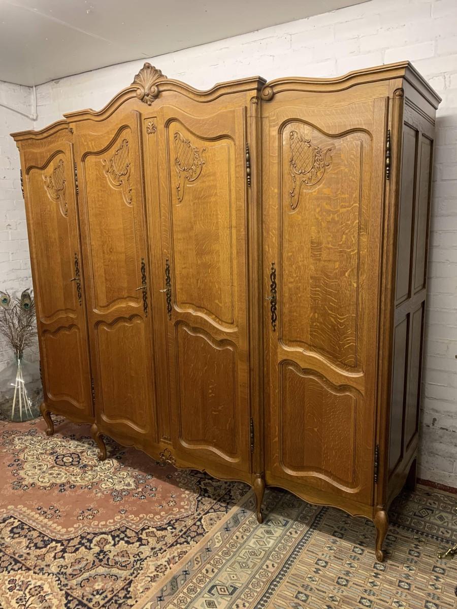 Outsanding Quality French Carved Oak Four-door Brakefront Armoire/wardrobe - Now Sold - Image 8
