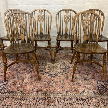 Outstanding Quality Set Of Six Oak And Elm Windsor Chairs - Now Sold