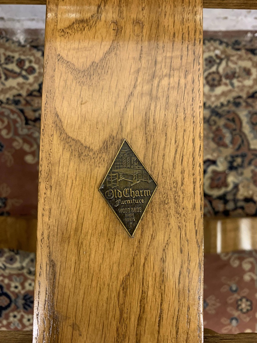 Outstanding Quality Oak Old Charm Extending Table - Now Sold - Image 7