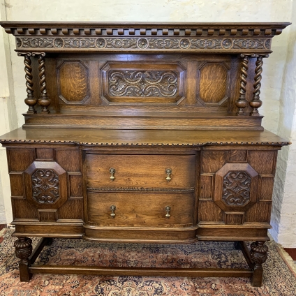 Outstanding Quality Carved Shaped Oak Dresser/sideboard Circa 1920 - Now Sold