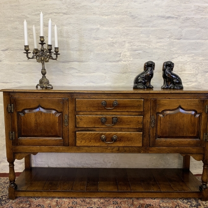 Fabulous Quality Oak Pot Board Dresser/sideboard - Now Sold
