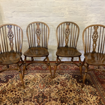 Outstanding Quality Set Of Four Oak & Elm Crinoline Stretcher Wheel Back Chairs - Now Sold