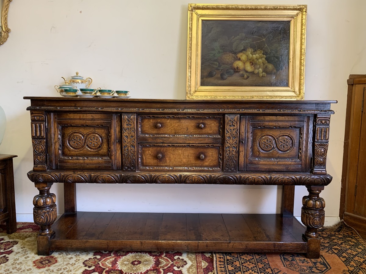 Outstanding Quality Carved Oak Titchmarsh And Goodwin Pot Board Dresser/sideboad - Now Sold