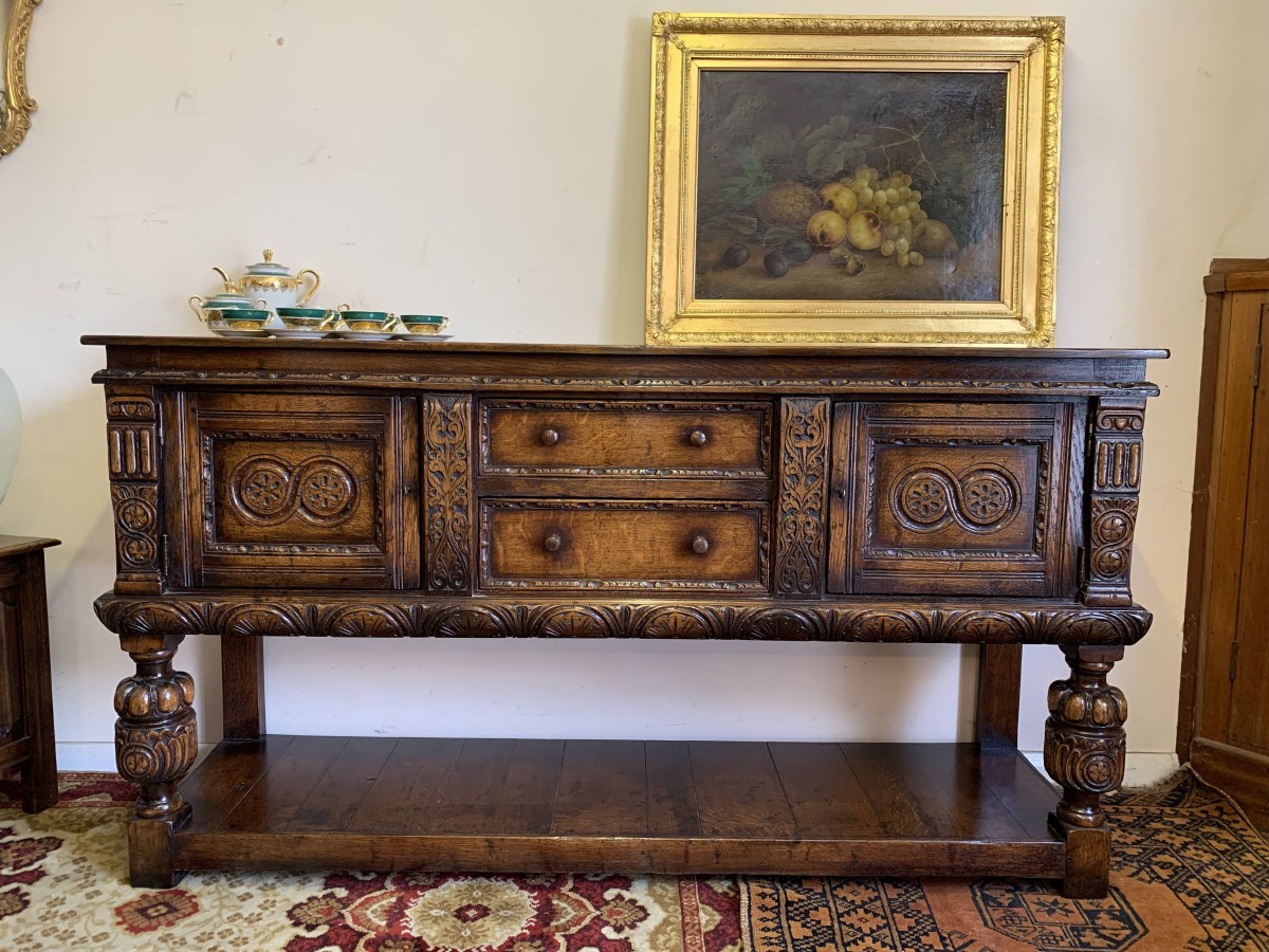 Outstanding Quality Carved Oak Titchmarsh And Goodwin Pot Board Dresser/sideboad - Now Sold - Image 3