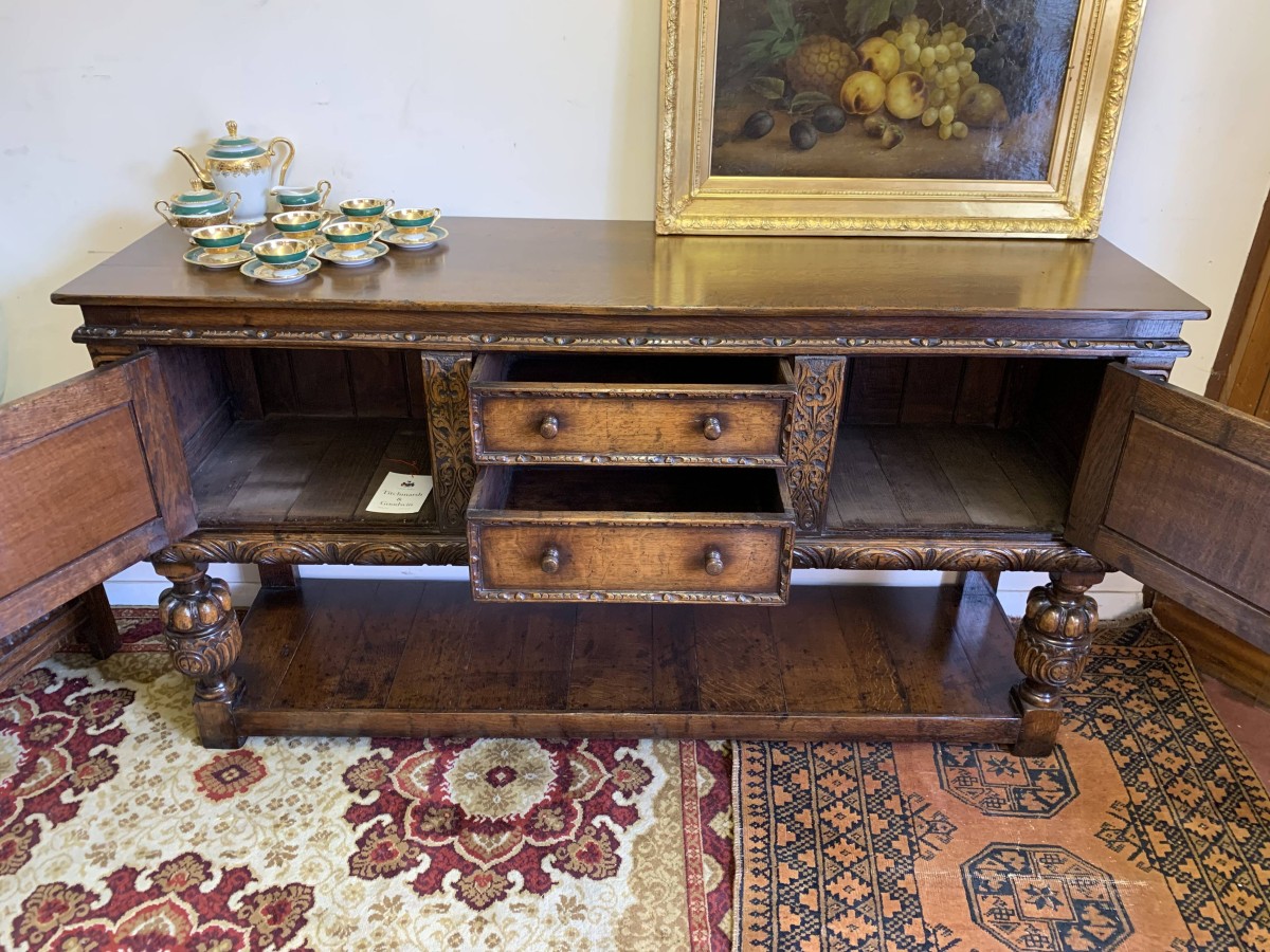 Outstanding Quality Carved Oak Titchmarsh And Goodwin Pot Board Dresser/sideboad - Now Sold - Image 8