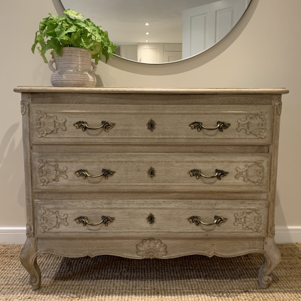 Stunning Antique French Bleached Oak Carved Shaped Commode/chest Of Drawers - Now Sold