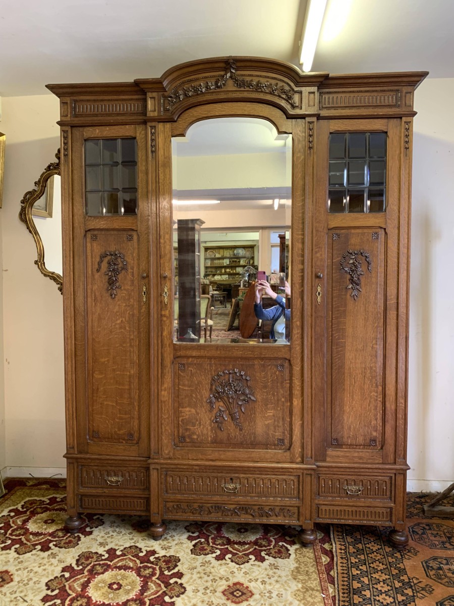 Fabulous Antique French Carved Oak Brakefront Mirror Door Armoire/wardrobe - Now Sold - Image 11