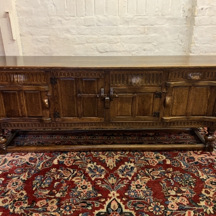 Outstanding Quality Oak Nigel Rupert Griffiths Long Dresser/sideboard - Now Sold