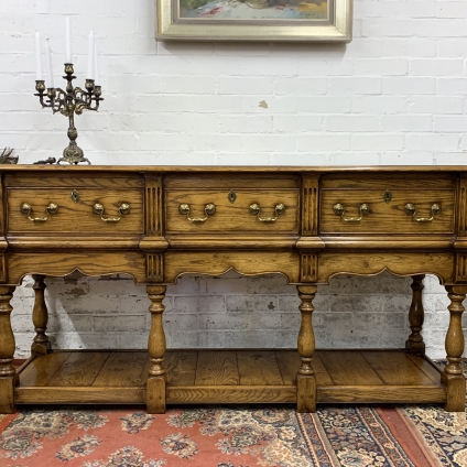 Outstanding Quality Solid Oak Three Drawer Dresser Base/sideboard - Now Sold