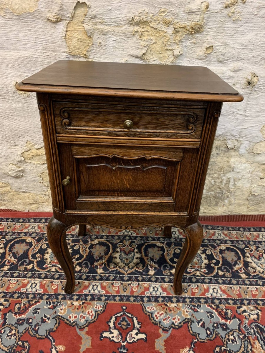 Fabulous Quality French Oak Bedside Cabinet/ Side Cabinet - Now Sold - Image 3