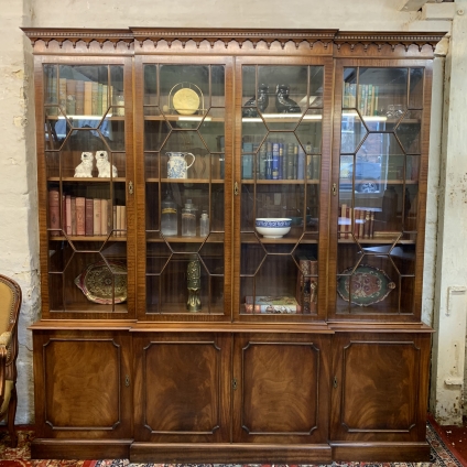 Fantastic Quality Mahogany Bevan Funnell Four-door Brakefront Library Bookcase - Now Sold