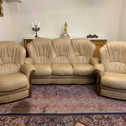 Outsatnding Quality Italian Leather Walnut Three Piece Suite - Now Sold