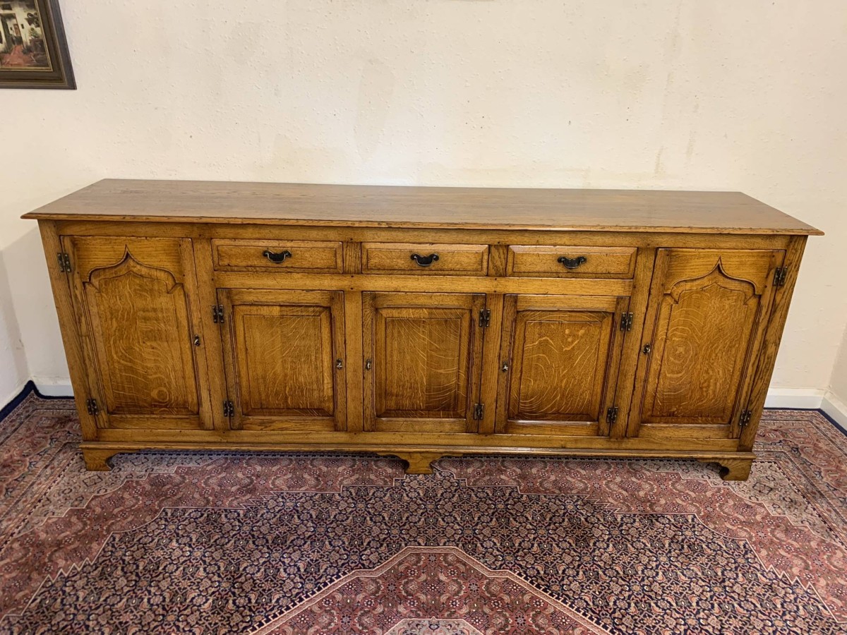 Outstanding Quality Large Oak Dresser Base/sideboard - Now Sold - Image 13