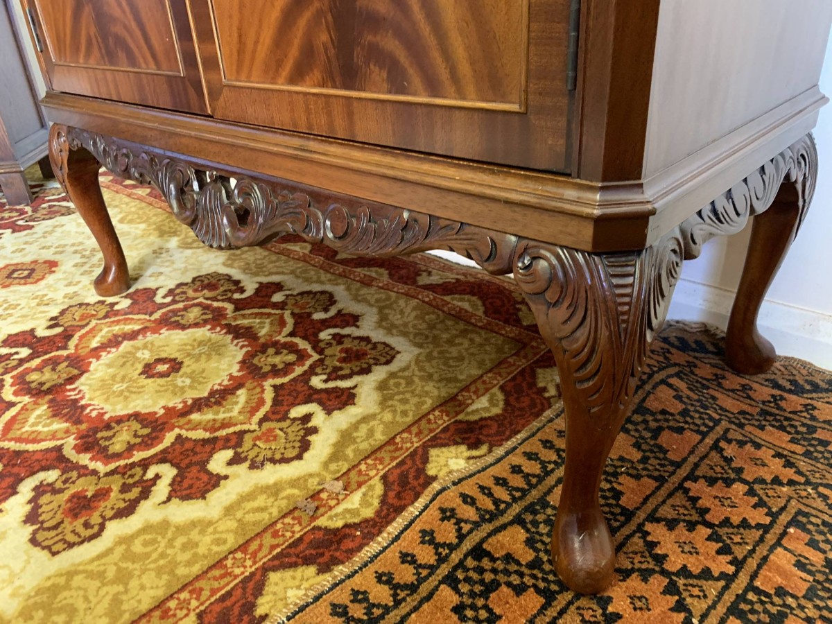 Outstanding Quality Mid Century Carved Walnut Cocktail Cabinet/bar - Now Sold - Image 10
