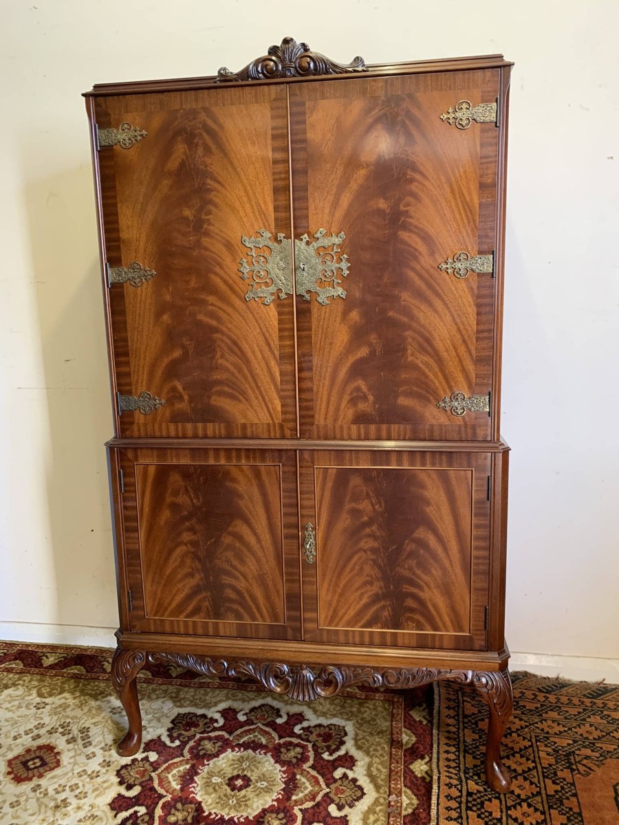 Outstanding Quality Mid Century Carved Walnut Cocktail Cabinet/bar - Now Sold - Image 11