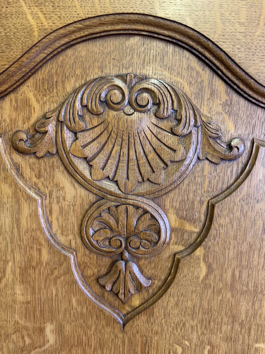 Outstanding Quality French Carved Oak Three Door Armoire/wardrobe - Image 7