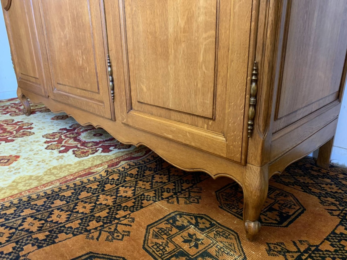 Outstanding Quality French Carved Oak Three Door Armoire/wardrobe - Image 8