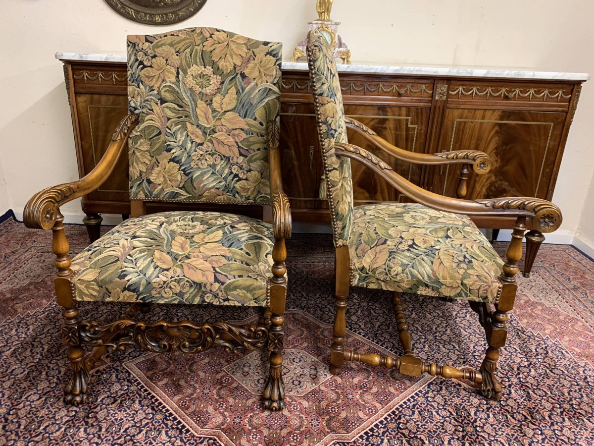 Fabulous Pair Of French Carved Walnut Throne Chairs/armchairs Circa 1930 - Image 15