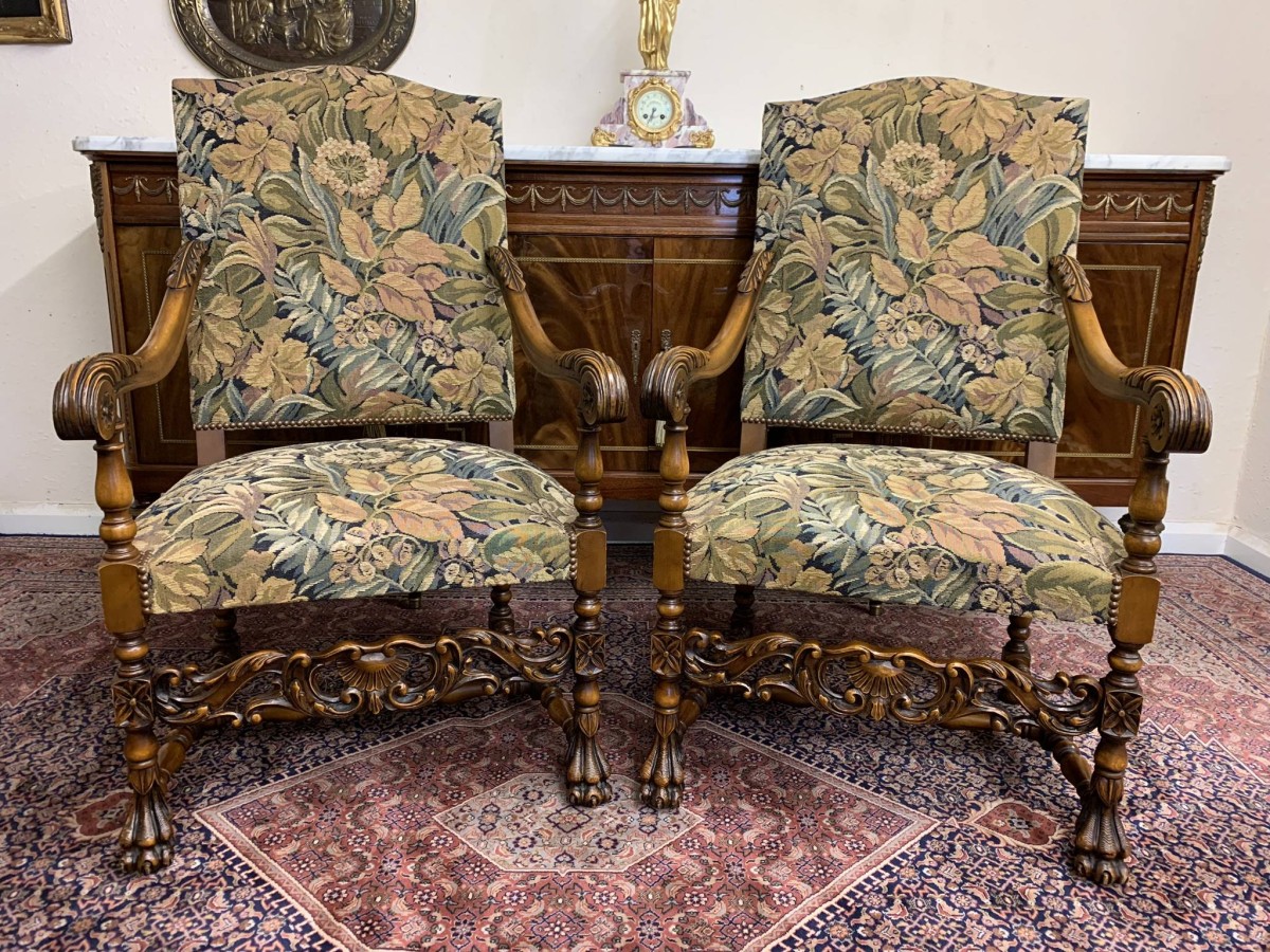 Fabulous Pair Of French Carved Walnut Throne Chairs/armchairs Circa 1930 - Image 8