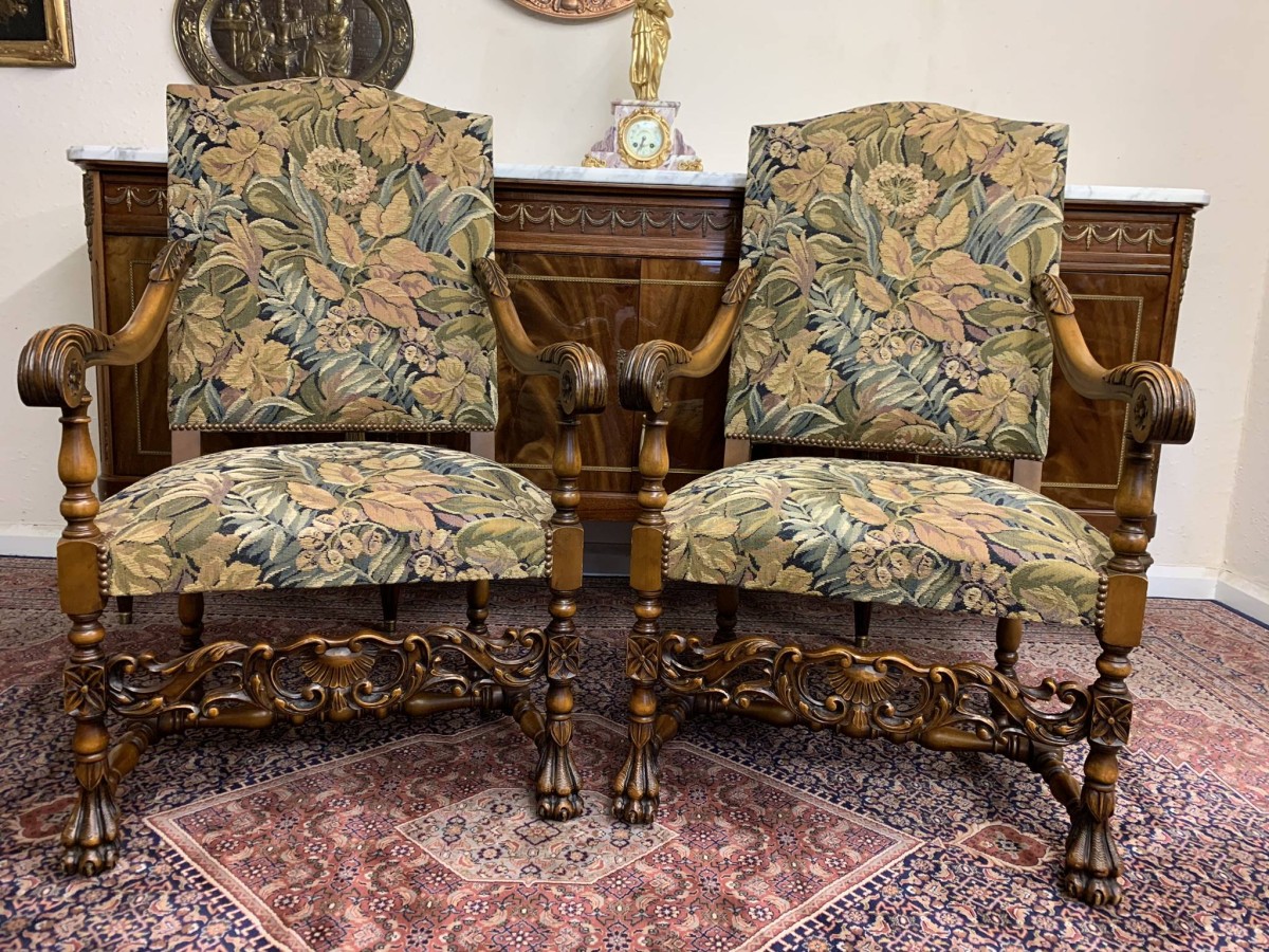 Fabulous Pair Of French Carved Walnut Throne Chairs/armchairs Circa 1930 - Image 9