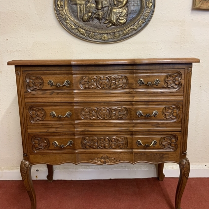 Elegant French Carved Oak Three Drawer Chest/commode (11)