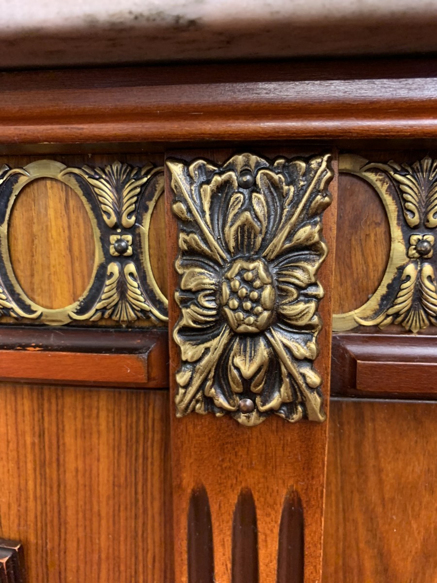 French Shaped Marquetry Inlaid Walnut & Ormolu Marble Top Credenza/sideboard - Image 32