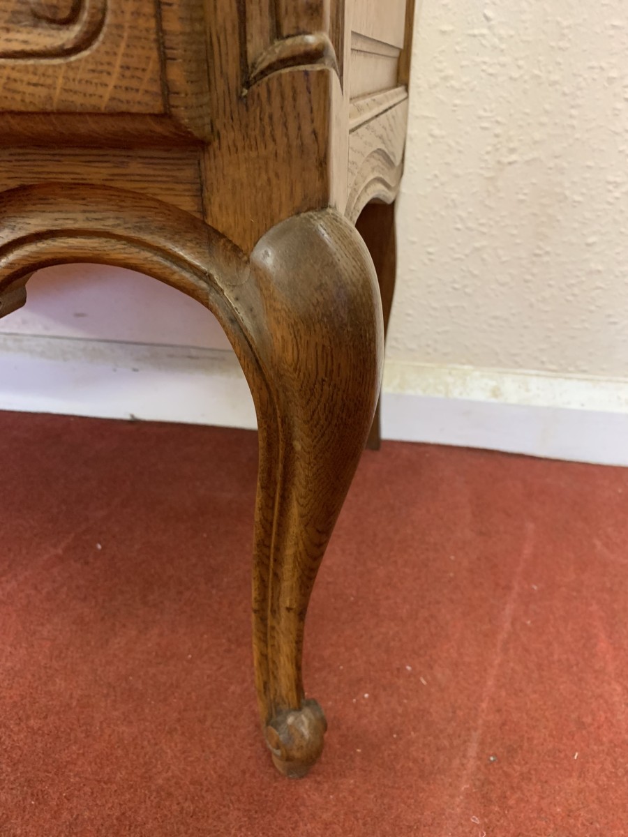 Fantstic Quality French Carved Oak Two Door Cupboard/cabinet - Image 17