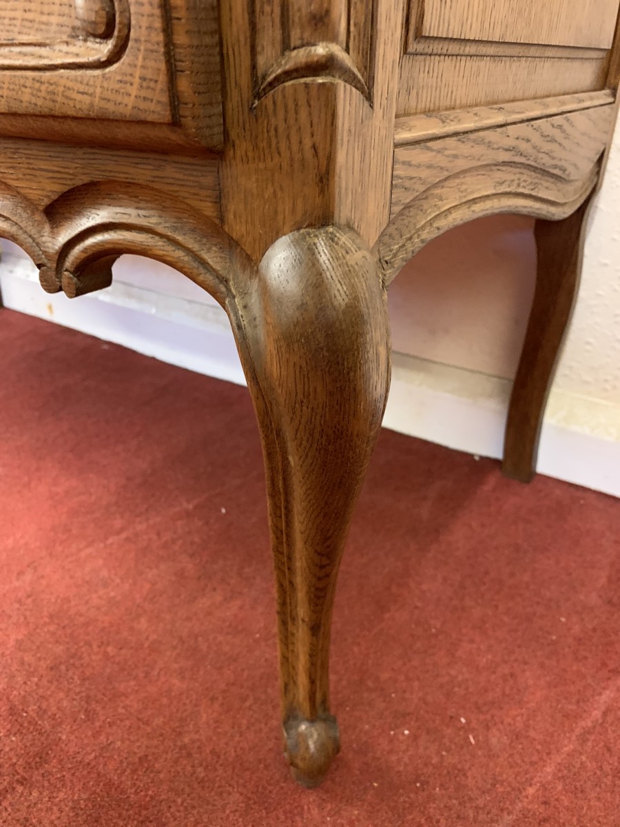 Fantstic Quality French Carved Oak Two Door Cupboard/cabinet - Image 18