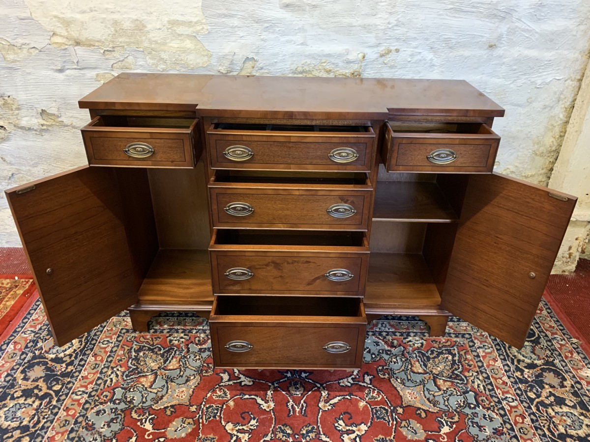 Fantastic Quality Mahogany Bevan Funnell Small Sideboard - Now Sold - Image 10