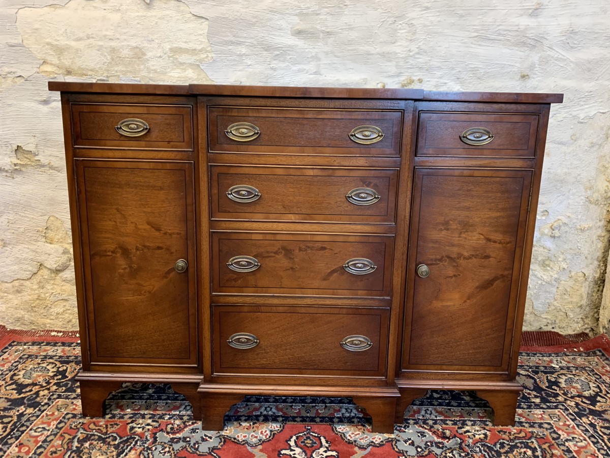 Fantastic Quality Mahogany Bevan Funnell Small Sideboard - Now Sold - Image 3