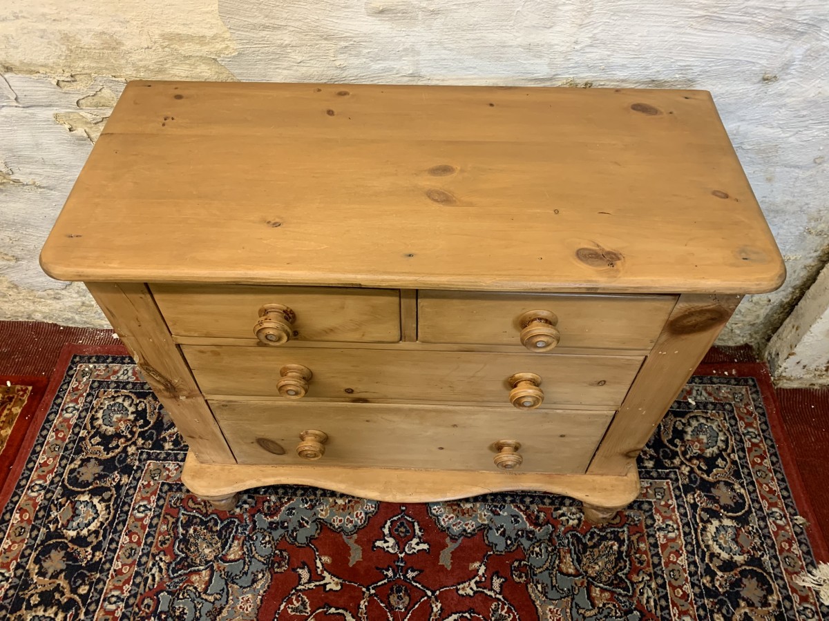 Fabulous Antique French Pine Chest Of Four Drawers Circa 1900 - Image 10