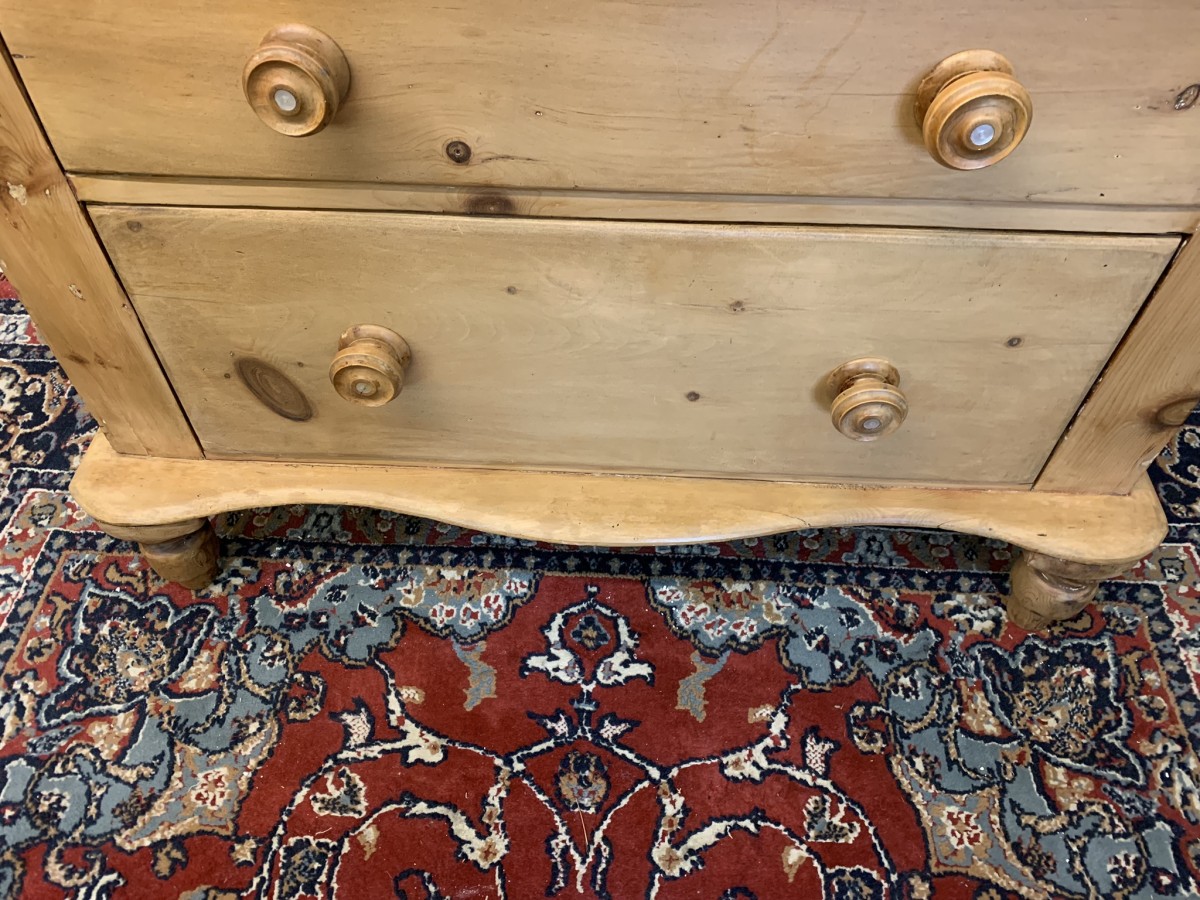 Fabulous Antique French Pine Chest Of Four Drawers Circa 1900 - Image 8