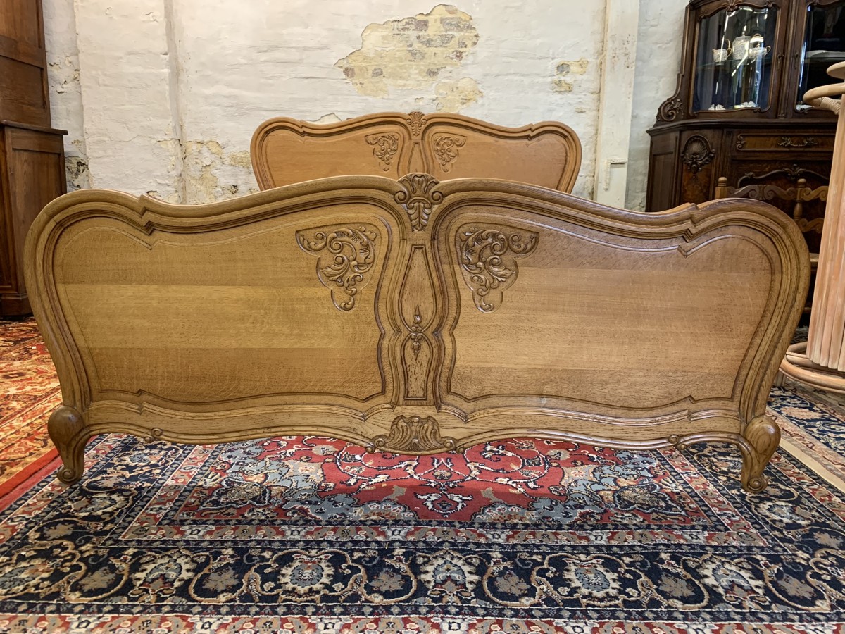 Fantastic Quality French Carved Oak King Size Bed - Now Sold - Image 11