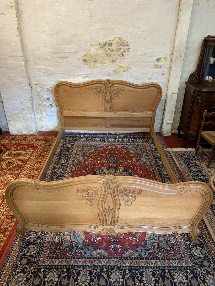 Fantastic Quality French Carved Oak King Size Bed - Now Sold - Image 20
