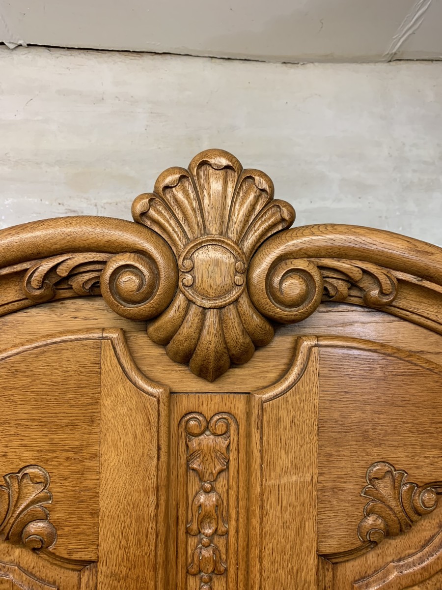 Outstanding Quality French Carved Oak Brakefront Four Door Armoire/wardrobe - Image 3