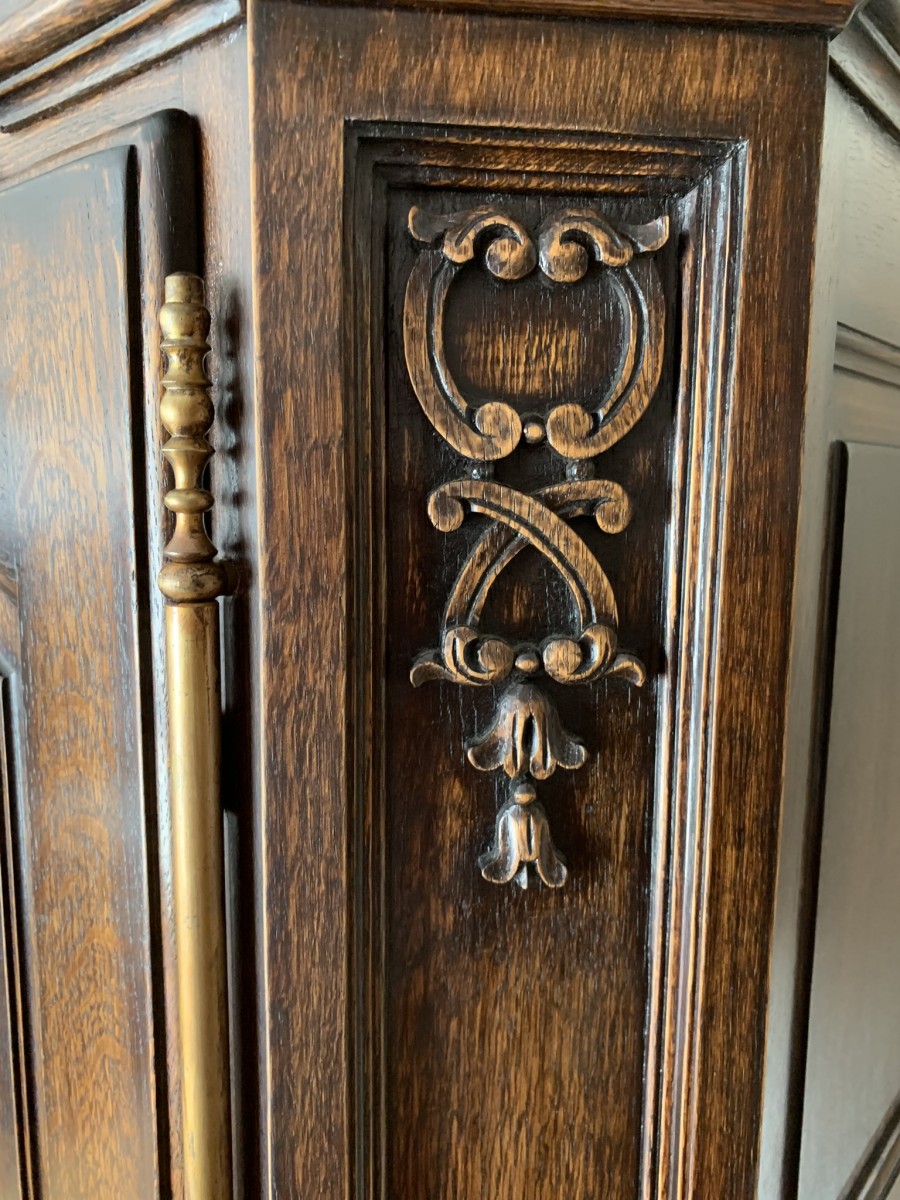 Stunning Oak Shaped Top Two Door Armoire/wardrobe/cupboard - Image 8