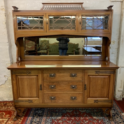 Stunning Walnut Arts And Crafts Mirrored Back Sideboard/dresser