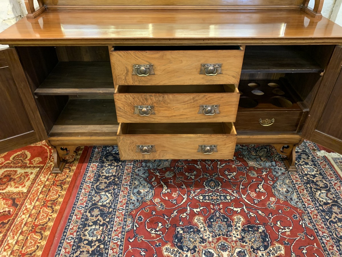 Stunning Walnut Arts And Crafts Mirrored Back Sideboard/dresser - Image 15