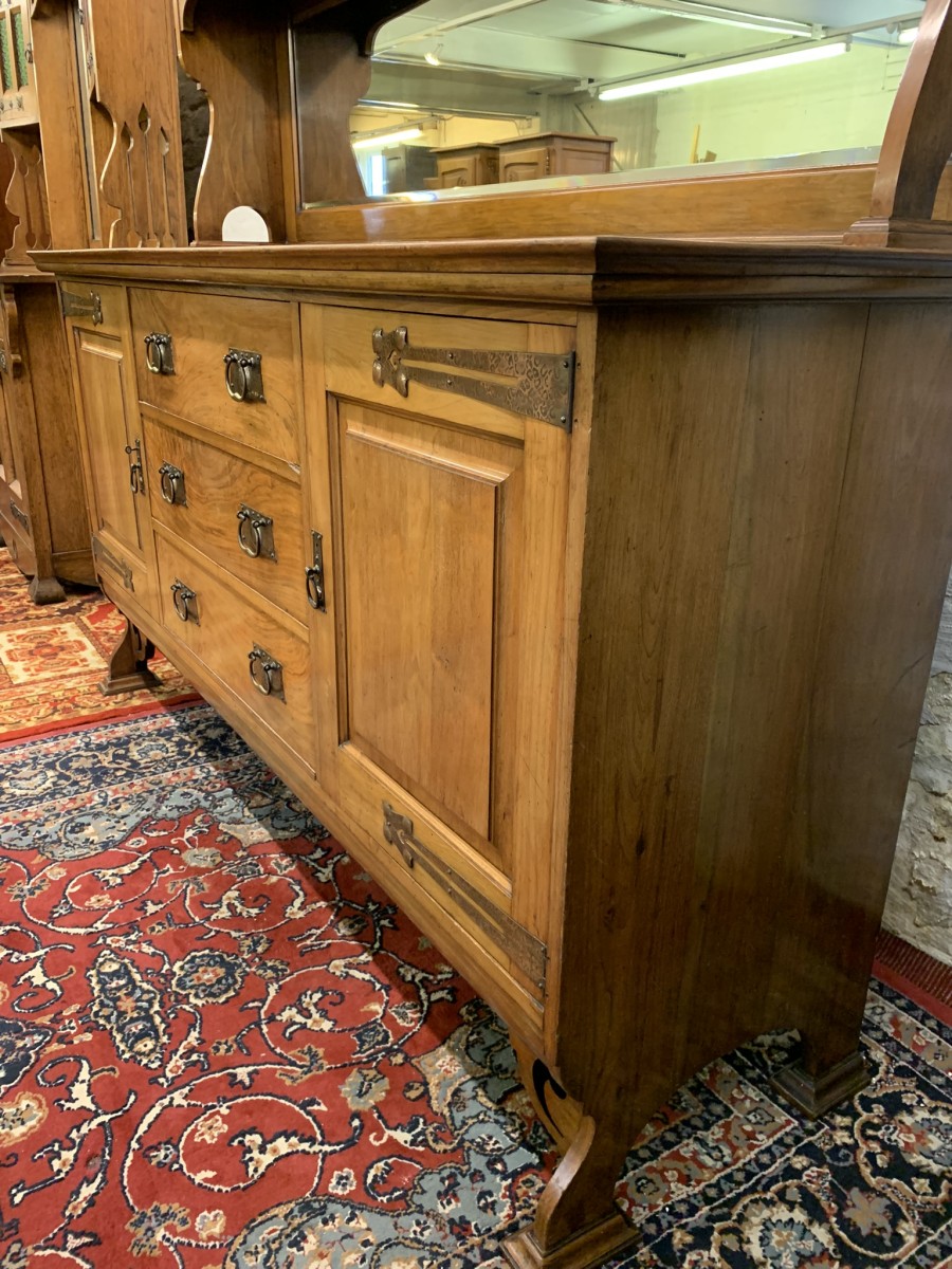 Stunning Walnut Arts And Crafts Mirrored Back Sideboard/dresser - Image 4