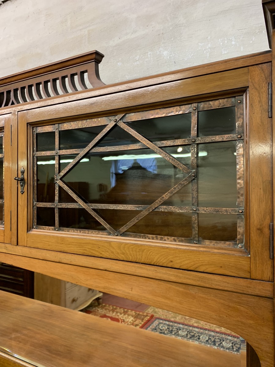 Stunning Walnut Arts And Crafts Mirrored Back Sideboard/dresser - Image 5