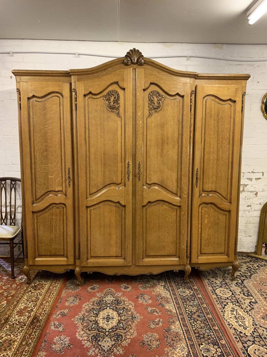 Fantastic French Carved Oak Four-door Breakfront Armoire/wardrobe - Image 10